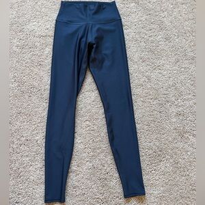 ALO Yoga 28” Air Lift Legging- Navy Blue